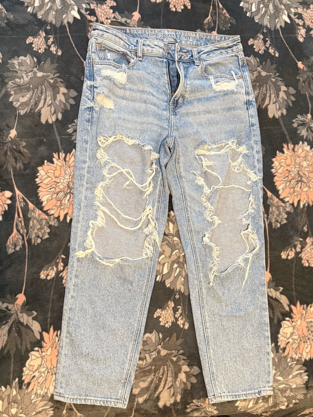 American Eagle Outfitters Light Blue Stretch Denim Jeans